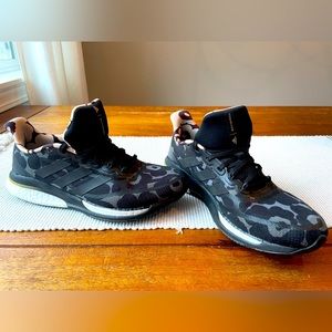 Adidas supernova+ Marimekko Edition Women’s running shoe size 8 *Black and Gold